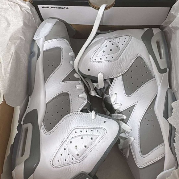 Jordan Other - Gray and white Jordan 6s. Size 7 youth